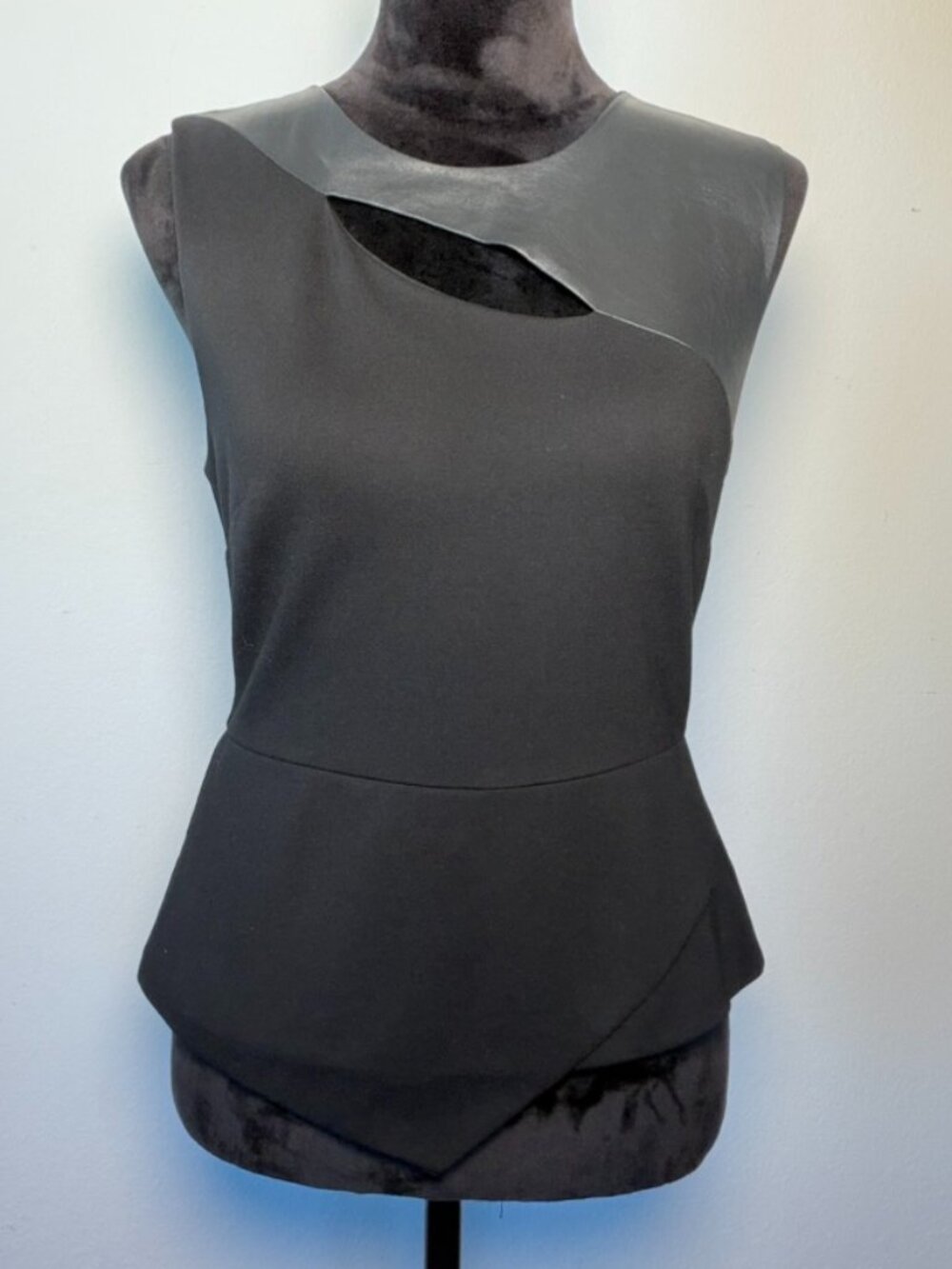 Y2K BCBGMaxAzria Black Cutout Peplum Top Faux Leather Yoke Asymmetric Back Zip S